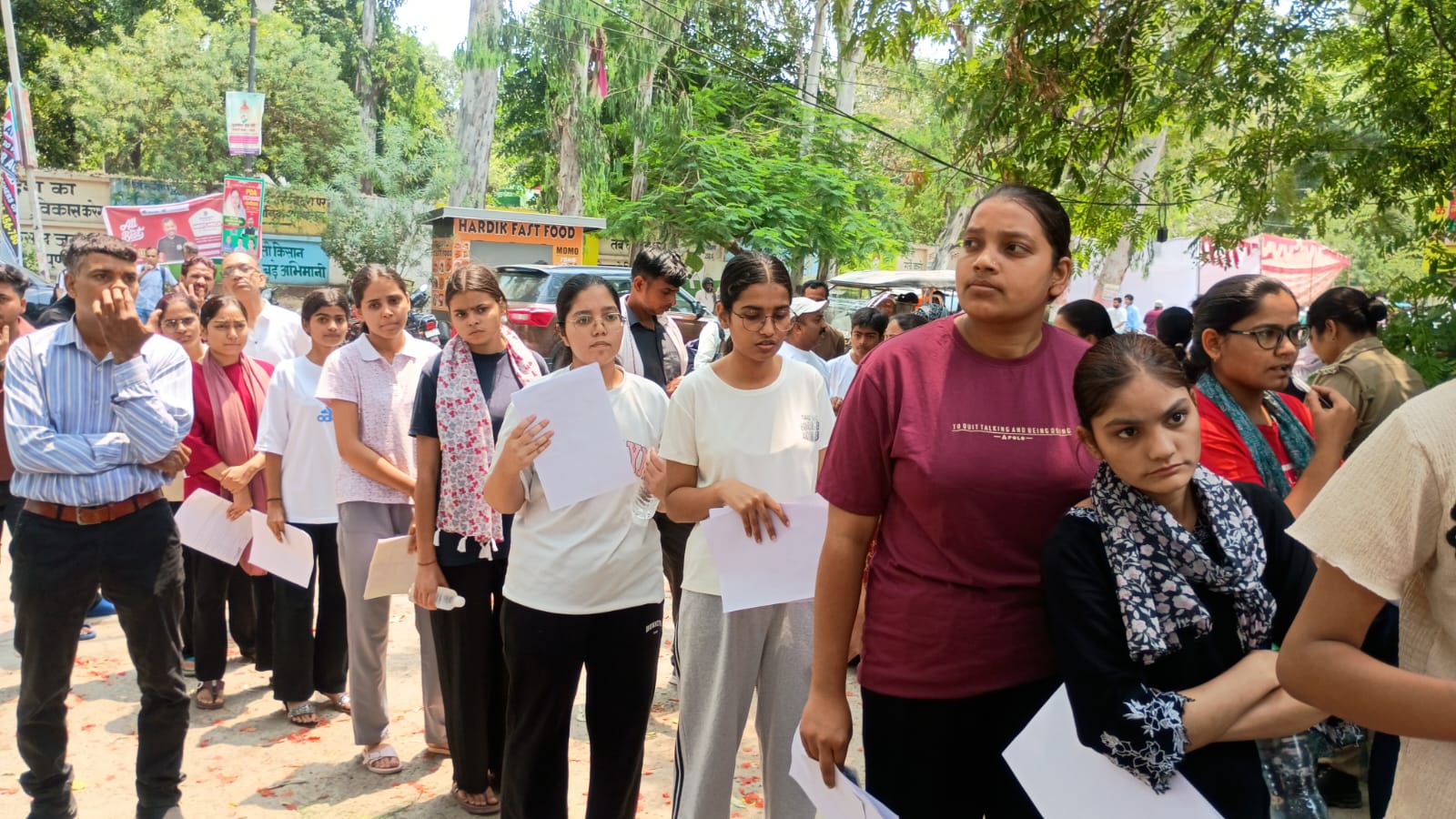 बिजनौर में आज NEET-UG परीक्षा, 12 केंद्रों पर कड़ी सुरक्षा के बीच आयोजन